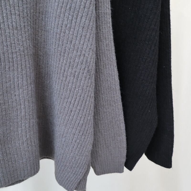 【tops】ハイネックニットセーター　M27394