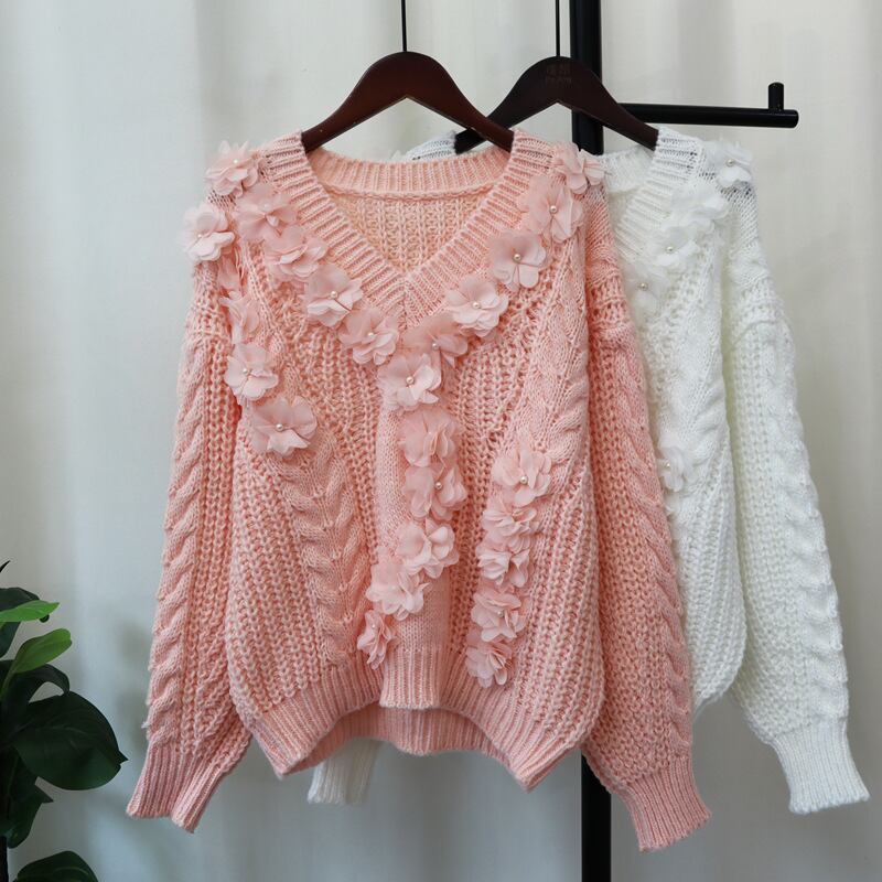 【tops】Vネック立体フラワーニットセーター　M27514