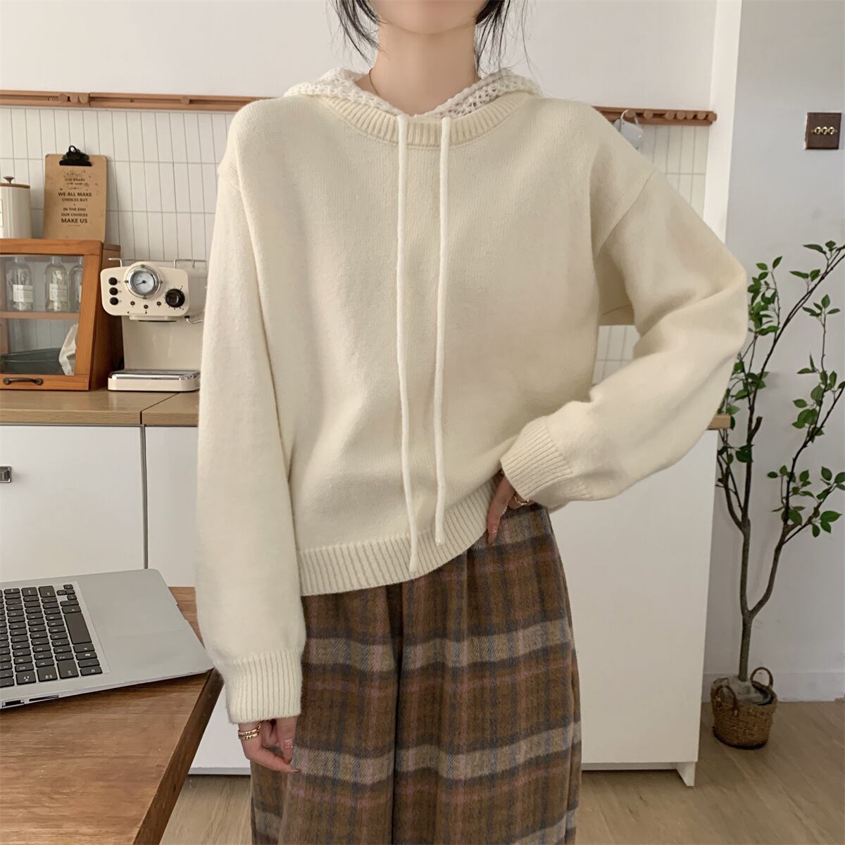 【tops】フード付きニットセーター　M28642
