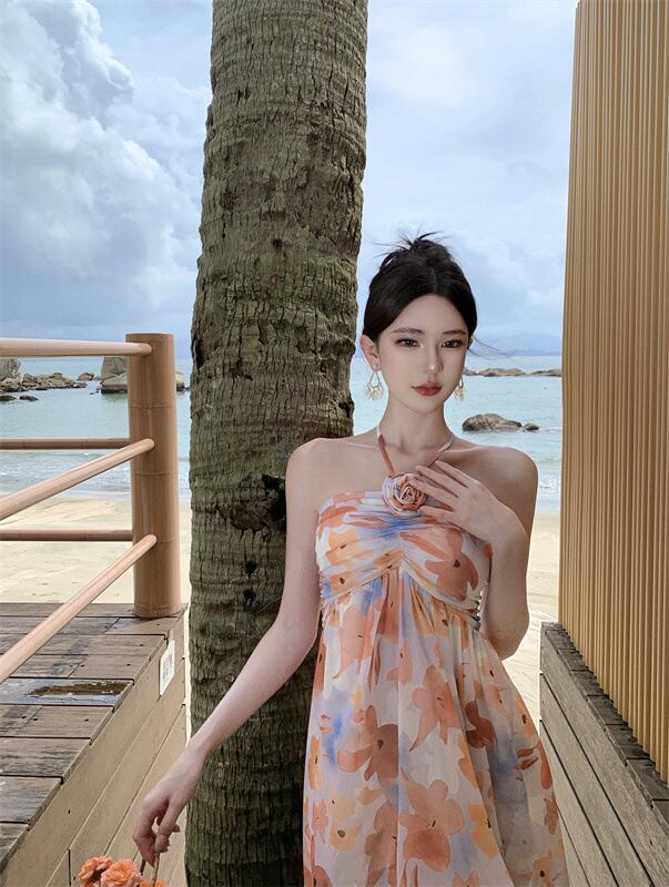 【dress】花柄ホルターネックワンピース　M25300