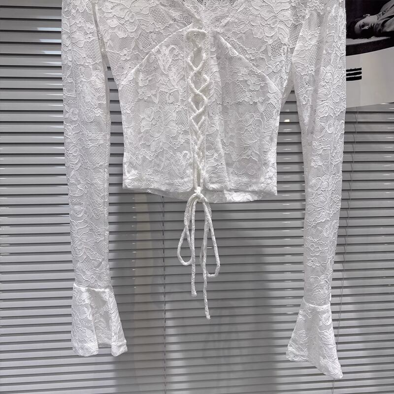 【tops】Vネックレーストップス Q8160