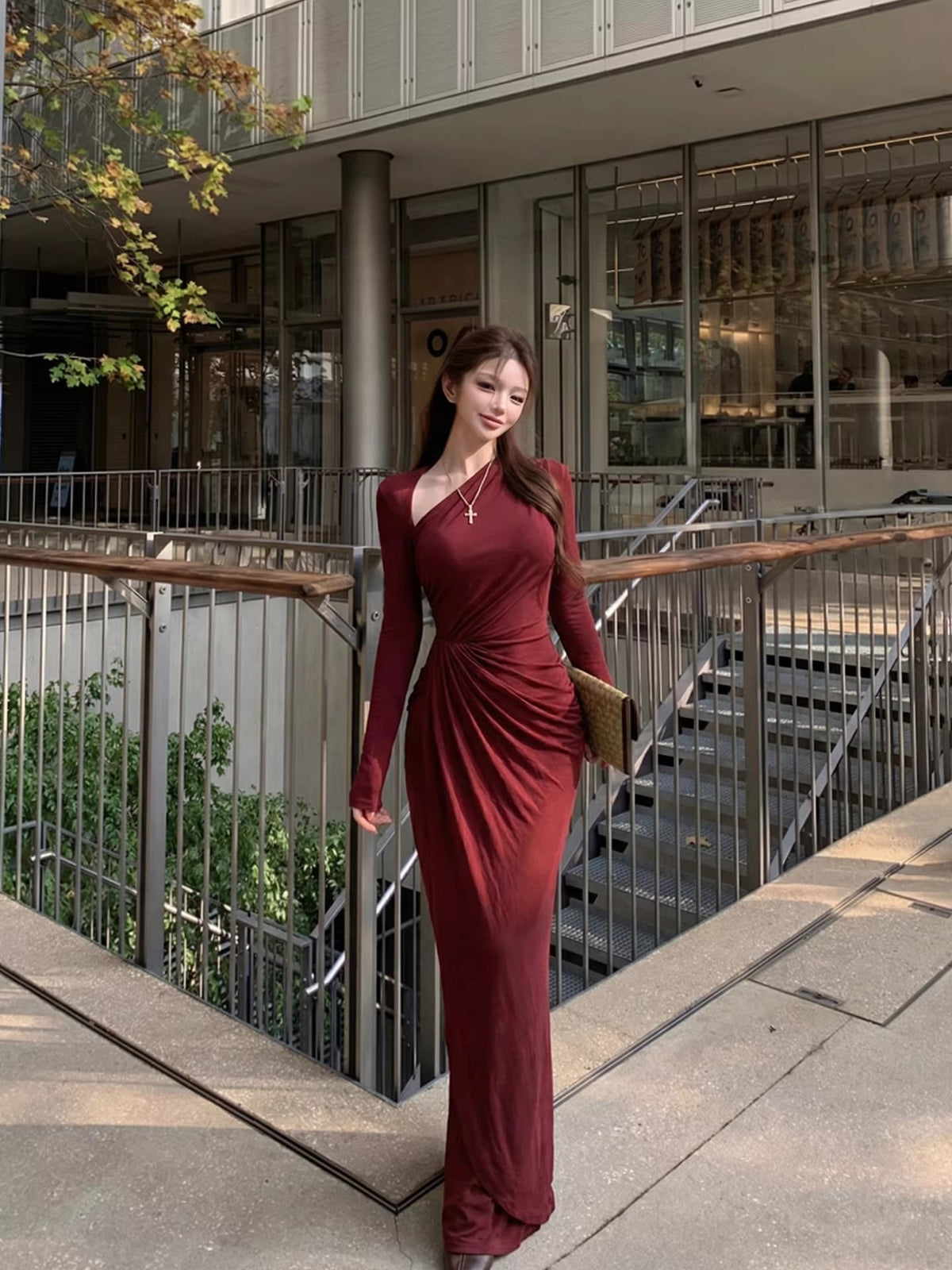【dress】スリット入れギャザーデザインロングタイトワンピース Q8012
