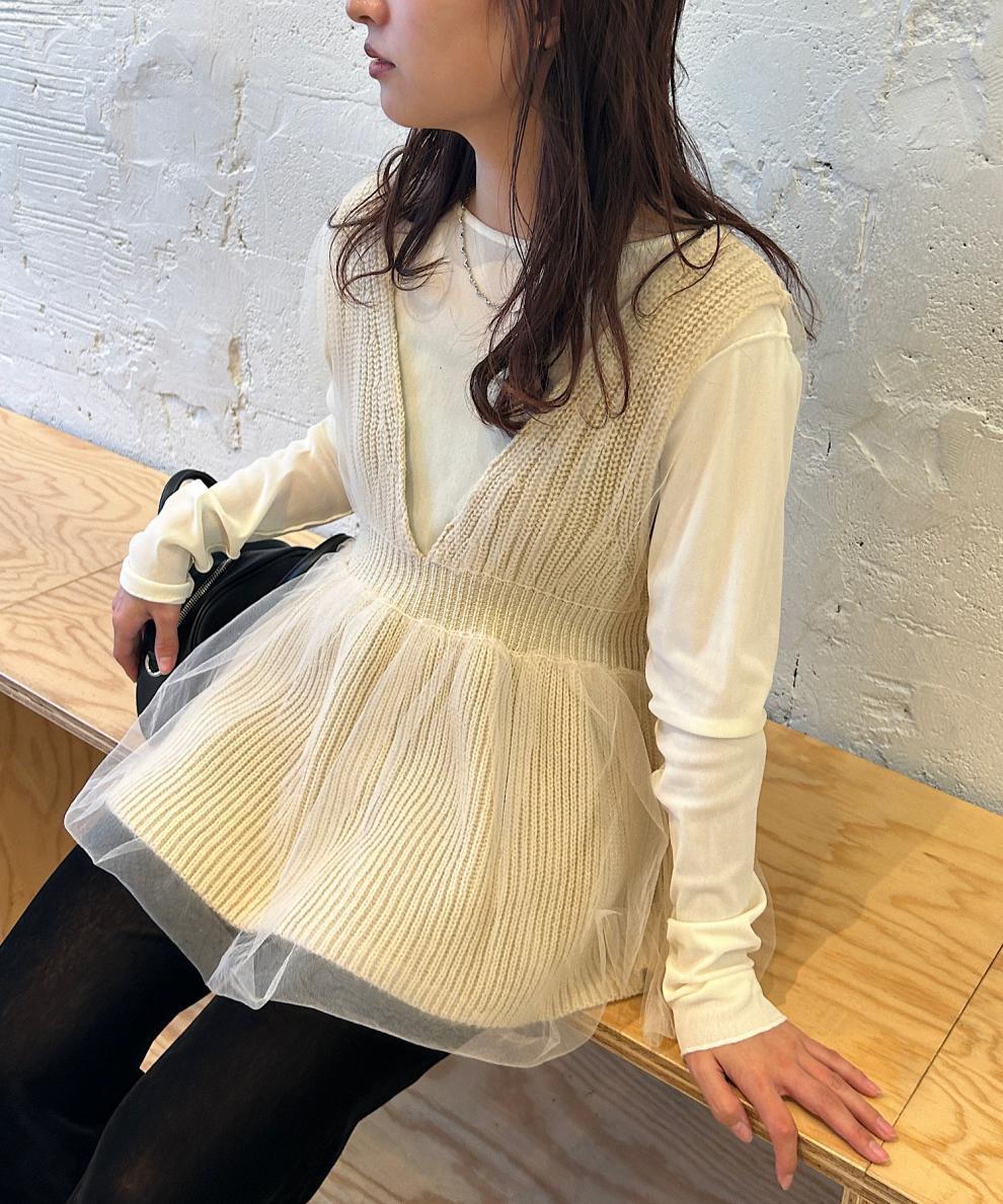 【tops】Vネックチュールコンビニットベスト　M28580
