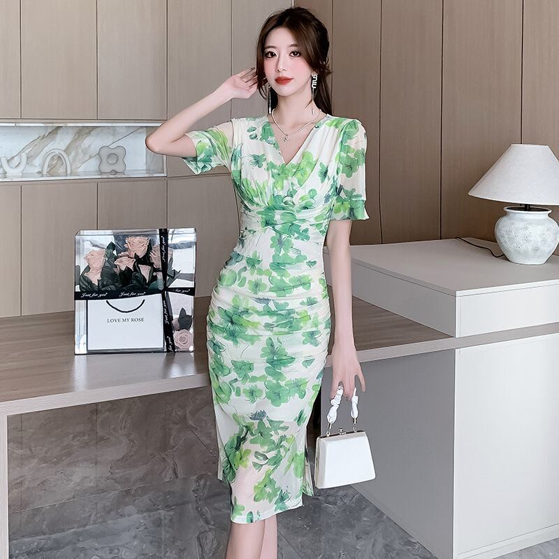 【dress】Vネック花柄ワンピース　M29597