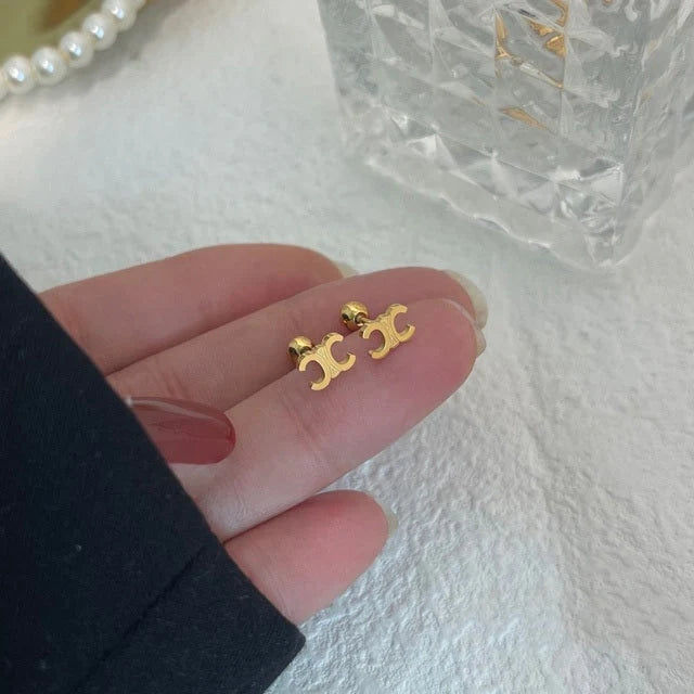 【小物】英字柄ピアスアクセサリーG21602