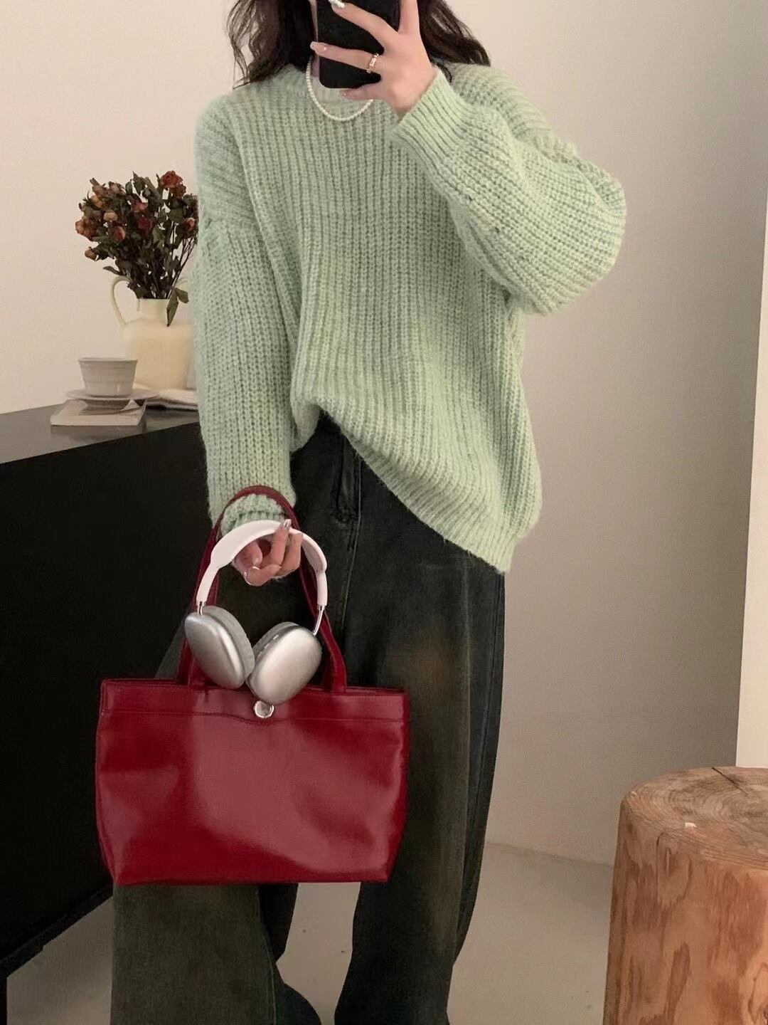 【tops】クルーネックニットセーター　M19008